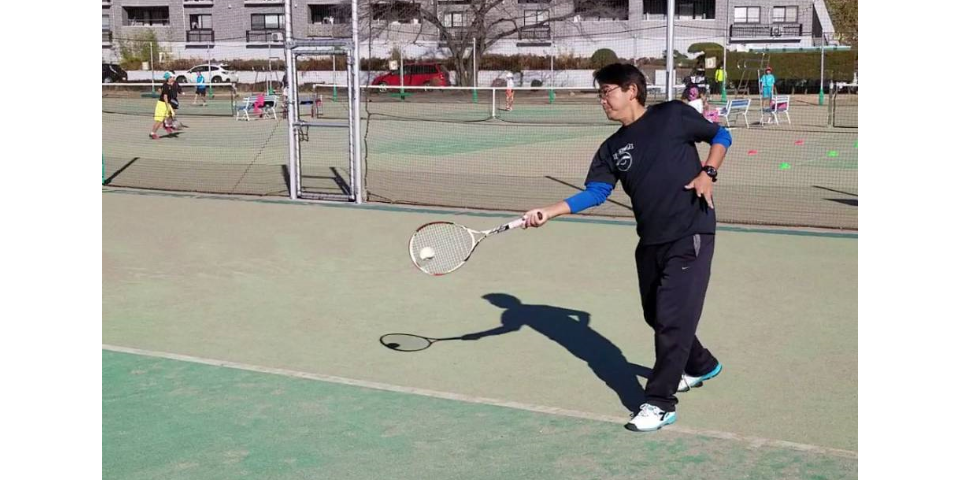 軟式テニスで初打ち スタッフblog ロンドテニスドーム Rondo Sports Web